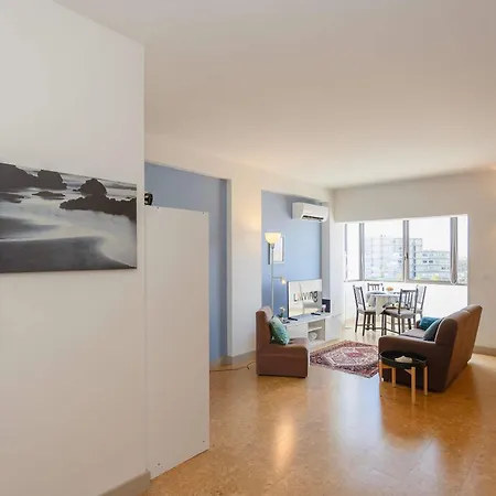 Apartman Liiiving In - Lobo 2
